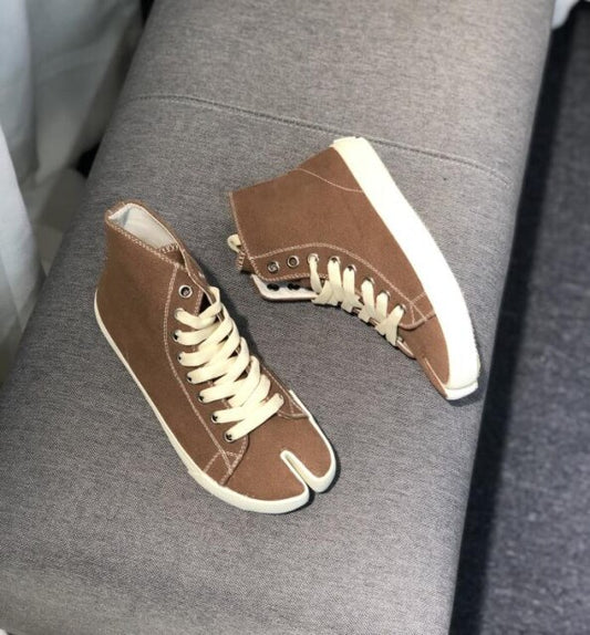 Split Toe Shoes Female Retro Canvas Flat