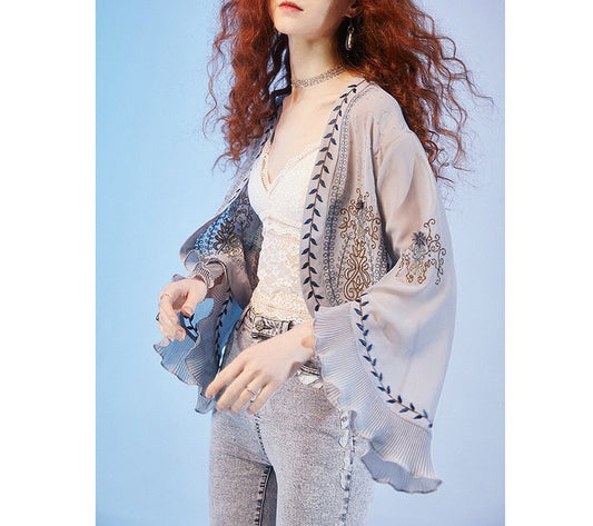 Bat Sleeve Embroidery Pressed Pleated Woven Coat Girl