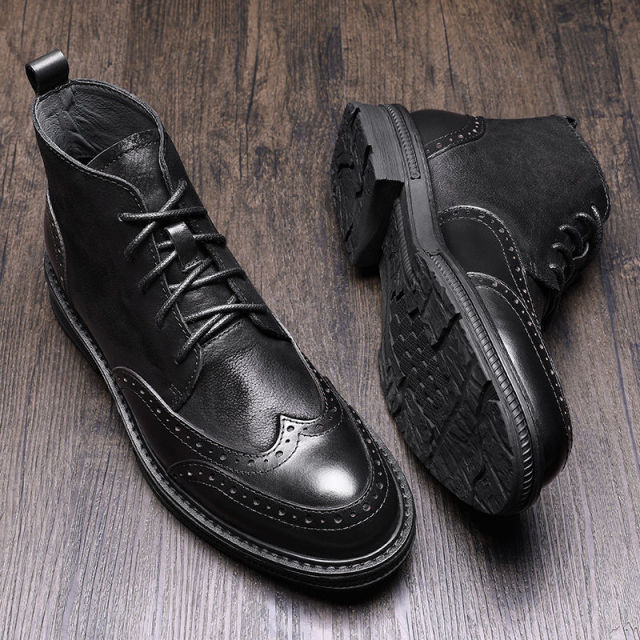 Retro Brogue Shoes Men Tips Boots Leather