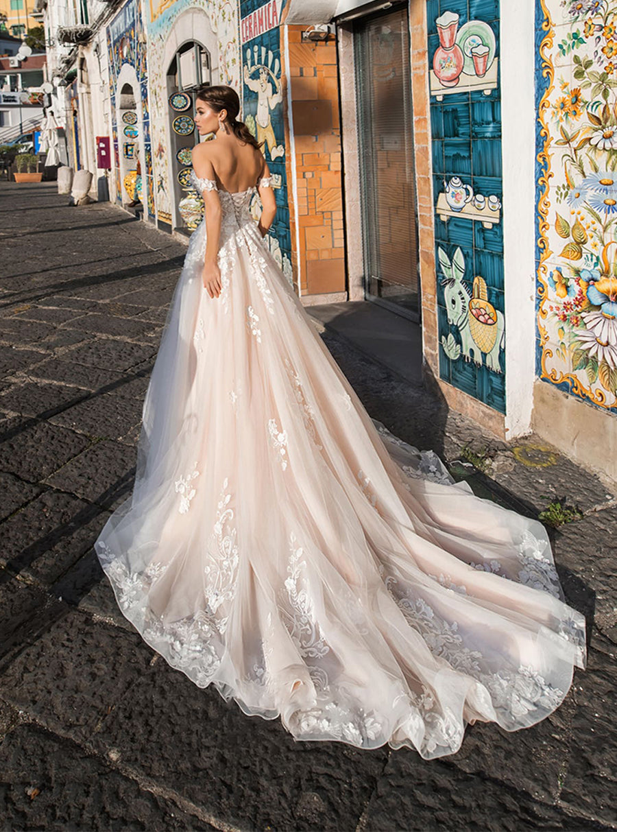 Wedding Dresses Tulle with Lace Appliques Sexy Off the Shoulder