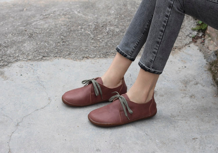 Women's Retro Flat-soled Shoes Soft-leather