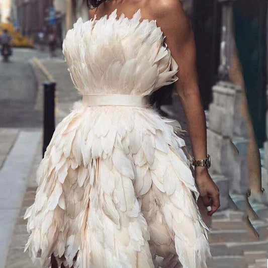 Sexy Strapless Off the Shoulder Sleeveless Feather Dresses