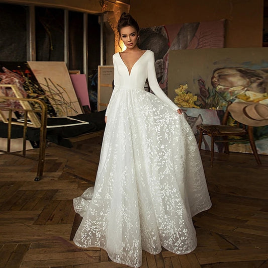 Long Sleeve V-Neck Wedding Dresses Vintage