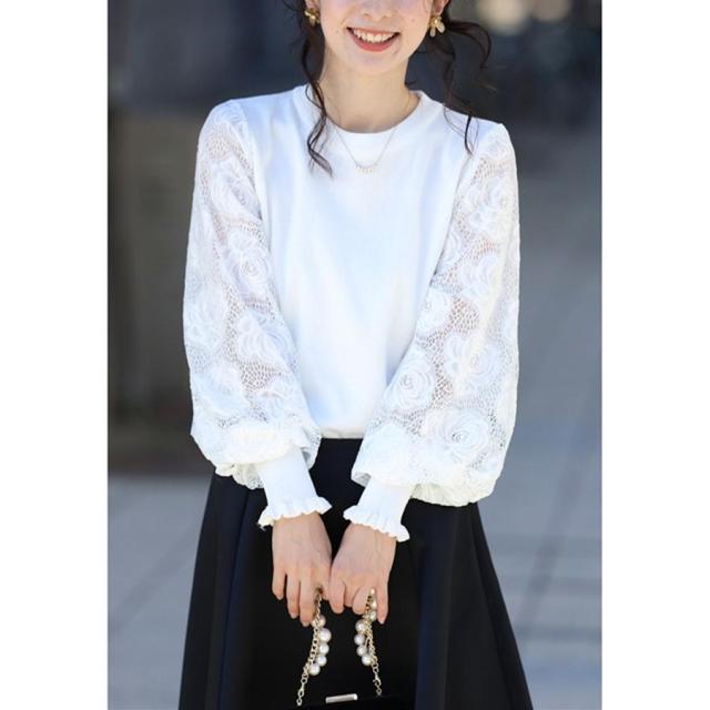 Women Lace Stitching Lantern Sleeve Sweater