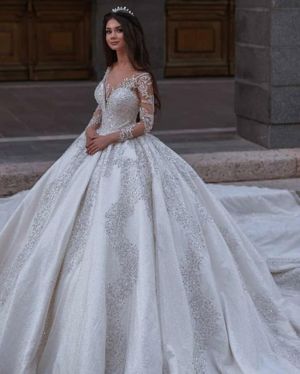 A Line Crystal Wedding Dresses V Neck Lace Long Sleeve Bridal Gowns