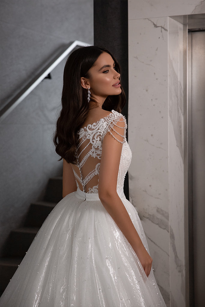 Embroidered Wedding Dresses with Detachable Train Crystal Sweep rain