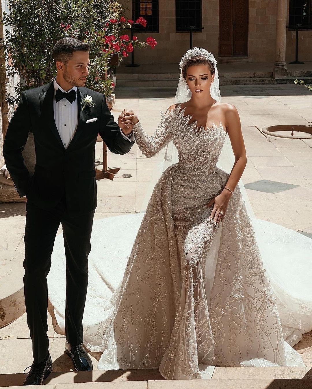 Arabic Mermaid Wedding Gowns with Detachable Train Lace