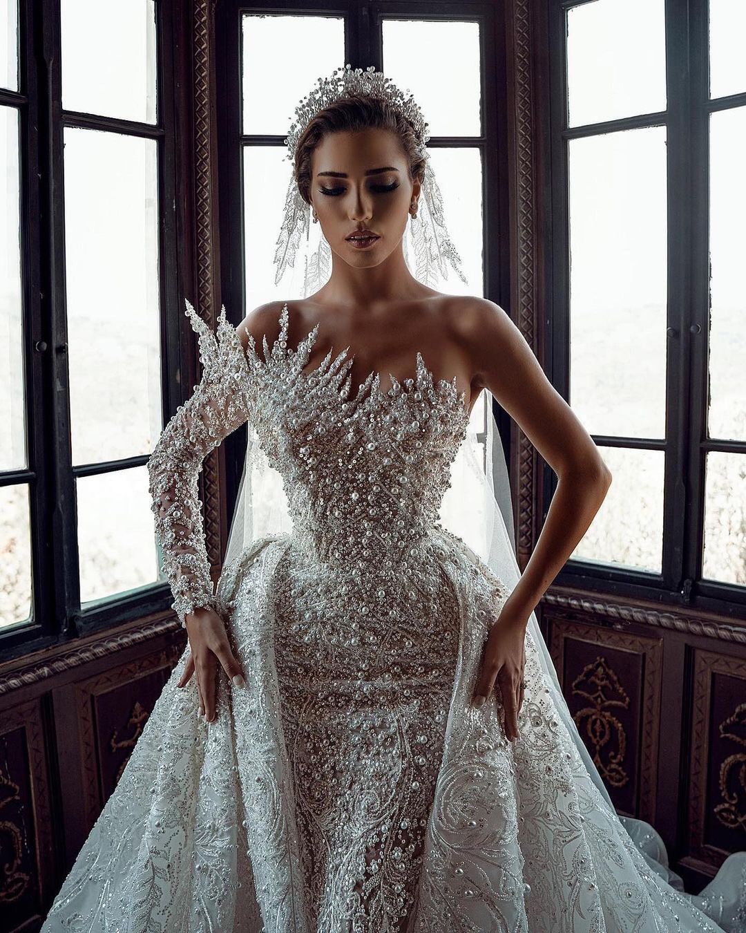 Arabic Mermaid Wedding Gowns with Detachable Train Lace