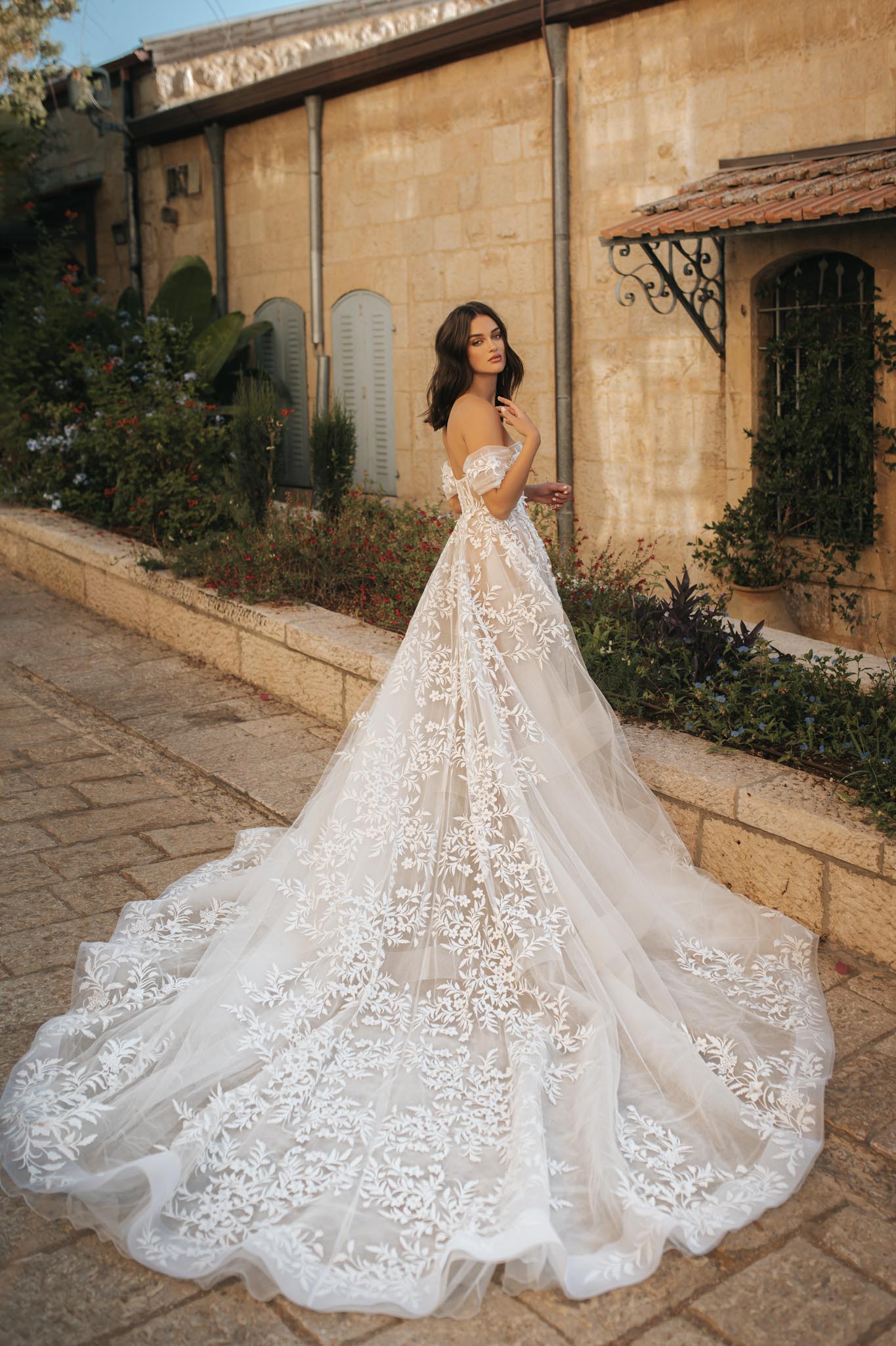 Lace Wedding Dresses for Women Appliqued Off Shoulder